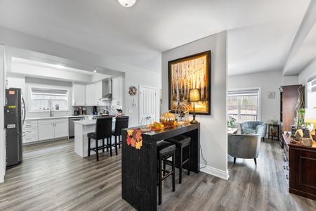 For Lease - 649 Wilkins Gate, Cobourg, Ontario - Photo 4