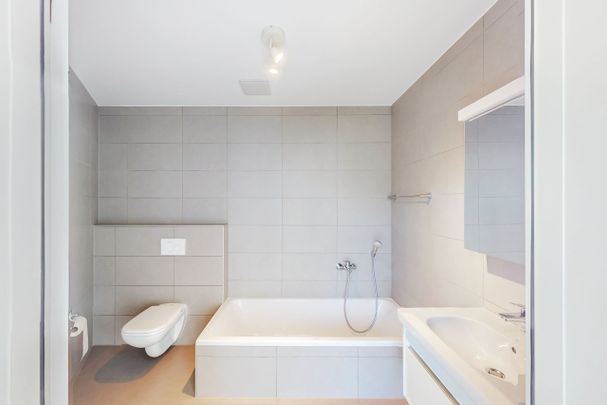 Affittiamo moderno 3.5 locali in zona Massagno - Foto 1