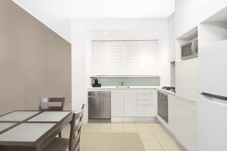 B406/444 Harris Street, Pyrmont - Photo 2