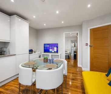 1 Bed Flat, High Road Leytonstone, E11 - Photo 1