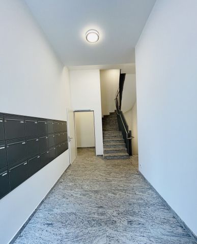 BESICHTIGUNG 19. & 20.02 um 12 Uhr: Mitte: NEUBAU 2-Zi, 48m², W-Bad, bodentiefe Fenster, PER SOFORT - Photo 3