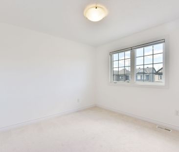 For Lease - 107 WESTOVER Crescent, Kanata, Ontario - Photo 6