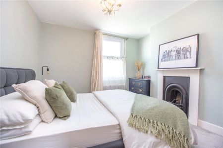 1 bedroom end of terrace house to rent - Photo 4
