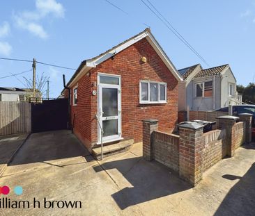 Vauxhall Avenue, Clacton-On-Sea, Jaywick - Photo 6