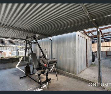 Charming three-bedroom home! - Photo 1