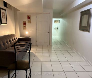 For Lease - 5214 Springbok Crescent Unit# B, Mississauga, Ontario - Photo 1