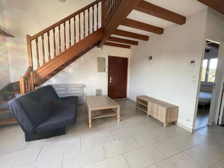 Location Appartement 3 pièces 71m² VALENCE 26000 - Photo 2