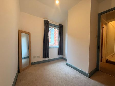 165 High Street,Eastleigh - Photo 5