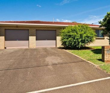 Modern Unit - Photo 5