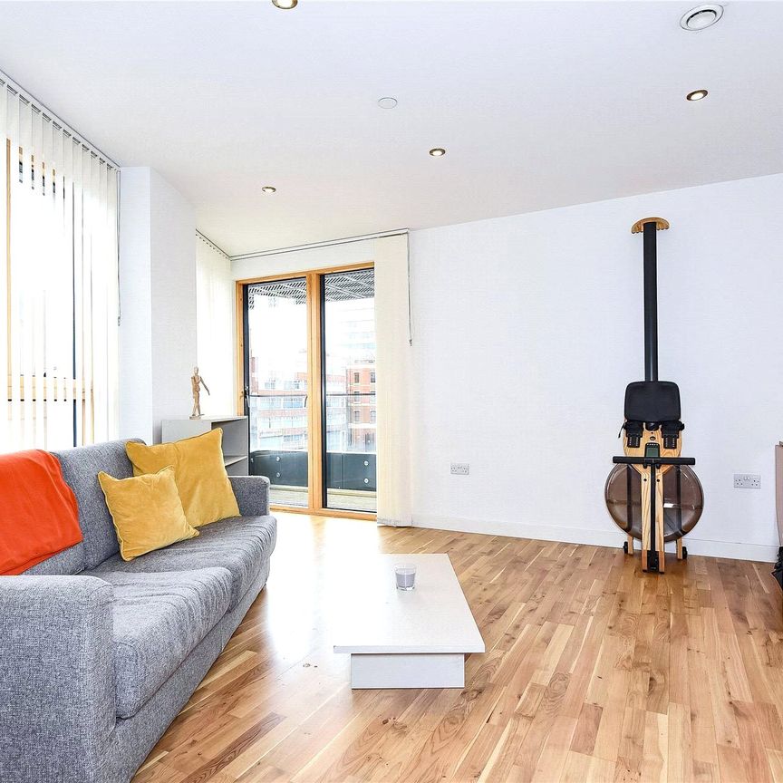 Hewitt, Reading Hewitt, Reading - Photo 2