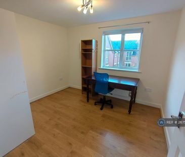 2 bedroom flat to rent - Photo 4