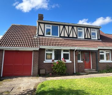 2 bedroom semi-detached house to rent - Photo 4
