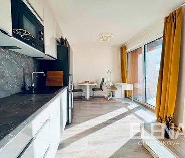 Apartment for rent, 1+KK - Studio, 30m - Photo 2