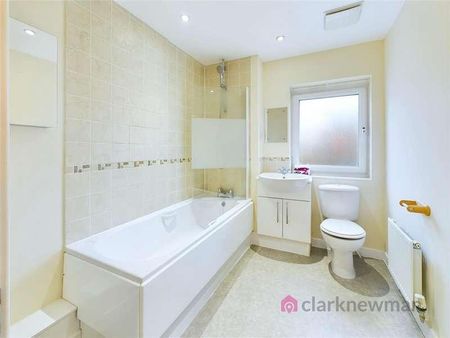 Torkildsen Way, Harlow, CM20 - Photo 2