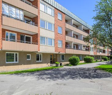 Östermalmsvägen, Finspång - Photo 2