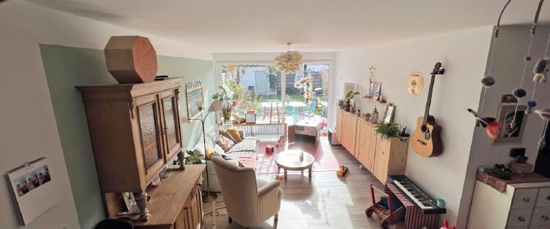 RMH WESTSTADT MIT KLEINEM GARTENANTEIL - TIPP-TOP ZUSTAND - Photo 1