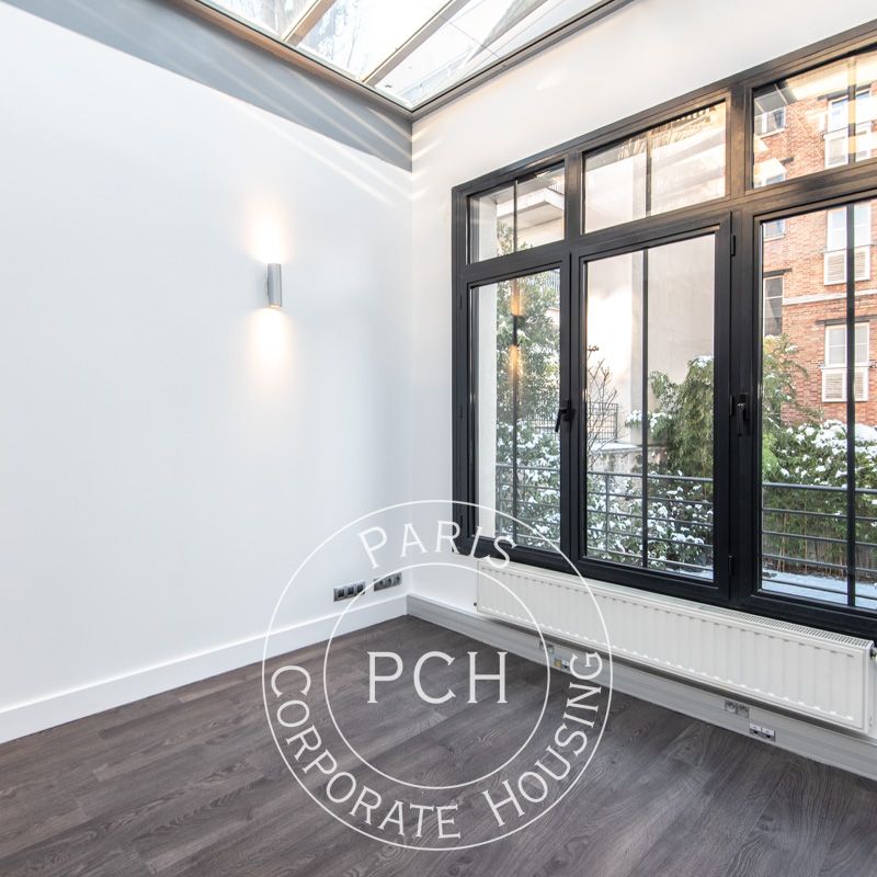 Rue Charles Laffitte, - Photo 1