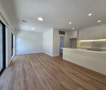 Brand New Stylish Large Townhouse - Photo 4