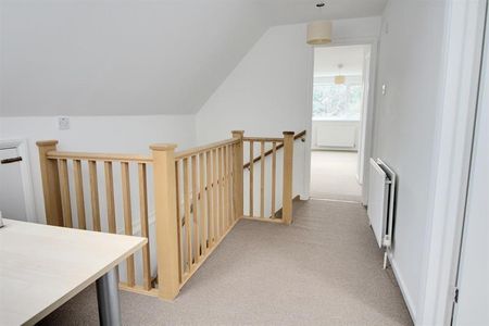 3 bedroom end of terrace house to rent - Photo 5