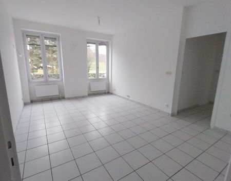 FIRMINY – 85 RUE VICTOR HUGO – T3 AU 1ER ETAGE - Photo 2