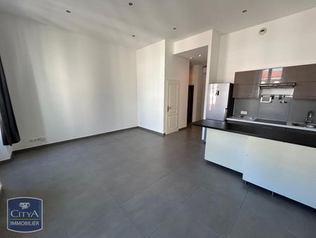 Location Appartement 3 pièces 64m² NICE 06000 - Photo 4