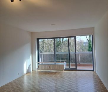 Appartement te huur - Photo 1