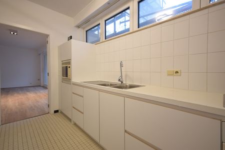 RUIM & RUSTIG GELEGEN APPARTEMENT MET GROEN ZICHT - Photo 2