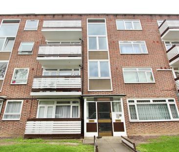 3 bedroom apartment to rent - Photo 2