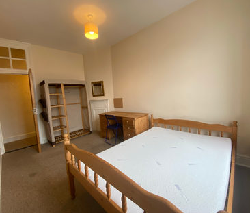 3 bedroom apartment to rent Elm Grove, Southsea, PO5 - Photo 4