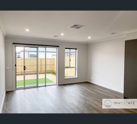 18 Ipswich Avenue, Werribee, Vic 3030 - Photo 3
