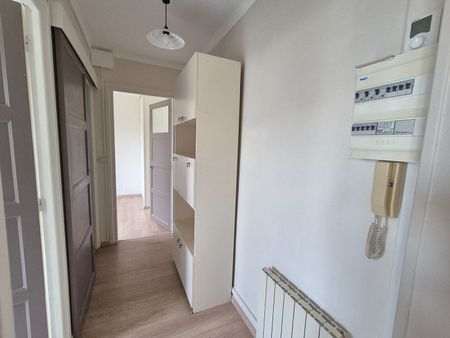 A LOUER Appartement F2 50000 Saint-L� CENTRE VILLE 1 chambre 31.69 m� - Photo 5