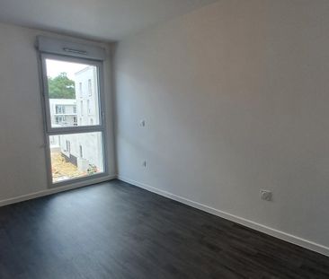 location Appartement T3 DE 58.9m² À MELUN - Photo 2