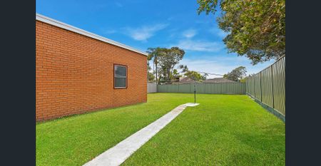 CLASSIC 3 BEDROOM HOME - Photo 5