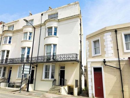 Cavendish Place, Eastbourne, BN21 - Photo 4