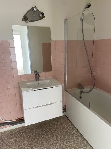 Location Appartement 3 pièces 70m² LE BOUSCAT 33110 - Photo 3