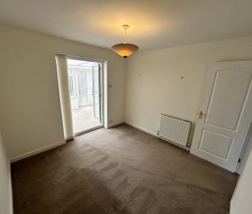 Arundel Close, Exeter - Photo 1