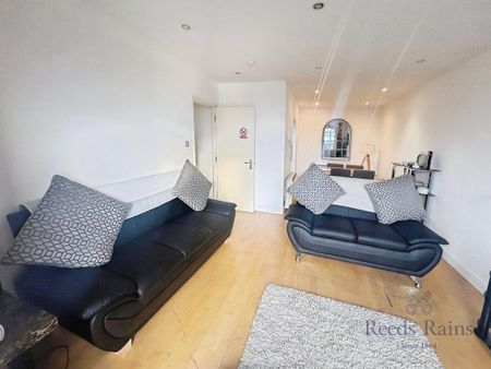 2 bedroom apartment to rent - Photo 4