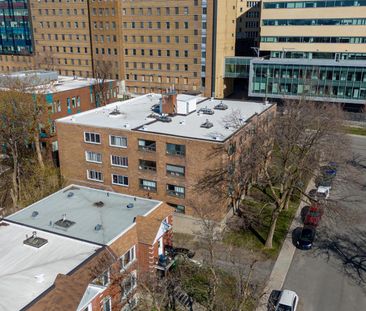 2 Bedroom - 3195 Avenue Ellendale, Montréal - Photo 1