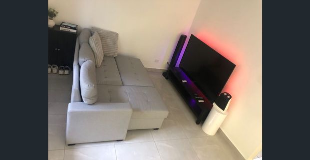 2 Bedroom Apartment for rent at Wiley Park !!!!! - Photo 1