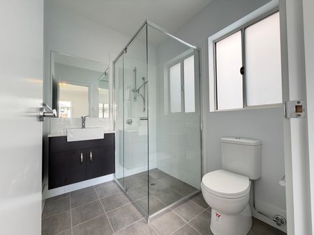 9 Salvatore Street, Austral NSW 2179 - House For Rent | Domain - Photo 5