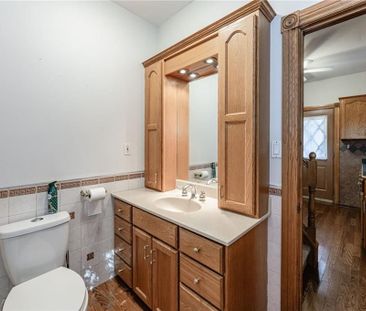 For Lease - 252 Beechwood Avenue, Hamilton, Ontario - Photo 6