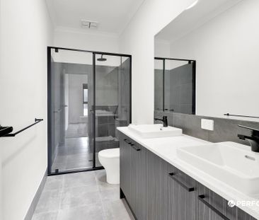 5 Laidlaw Avenue, Broadmeadows VIC 3047 - Townhouse For Rent | Domain - Photo 1