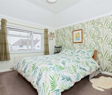 West Way, Lancing - Photo 6