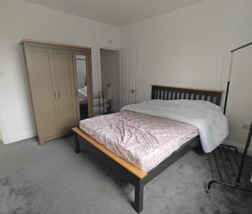 3 bedroom detached house to rent - Photo 3