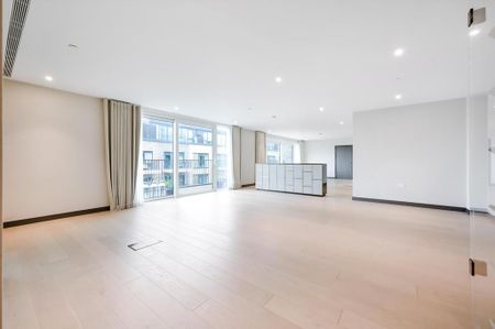 4 bedroom flat to rent - Photo 2