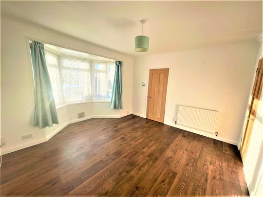 4 bedroom terraced house to rent - Photo 1