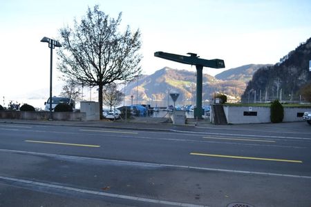 "Ihr neuer Steuersitz in Hergiswil/NW, noch dieses Jahr verfügbar" - Foto 3