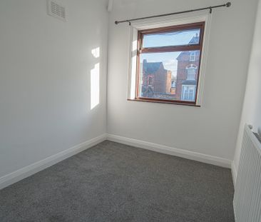 3 Bedroom For Rent - Photo 4