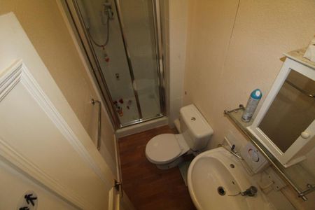 1 bedroom property to rent - Photo 4