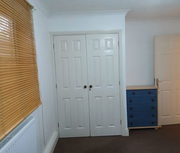 Room in a Shared House, Reservoir Close, CR7 - Photo 2